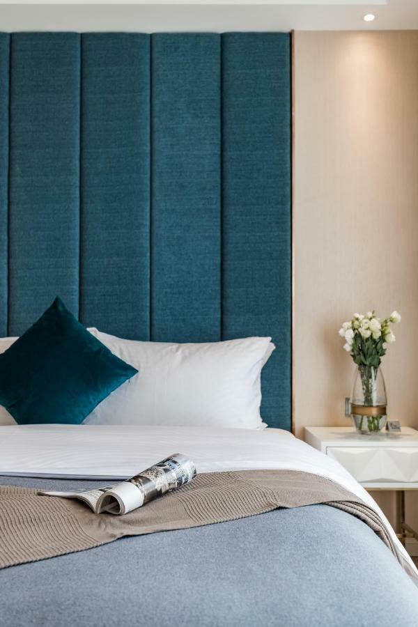 Tianfu In Service Apartement Chengdu Esterno foto